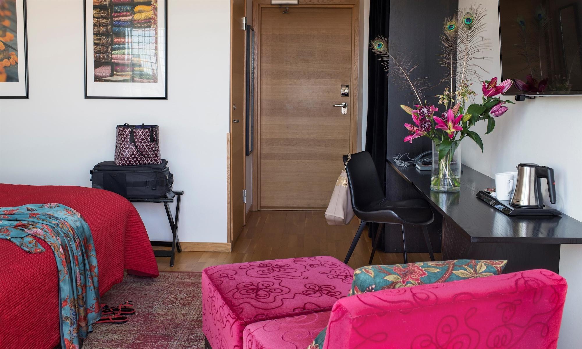 Western Time Hotell