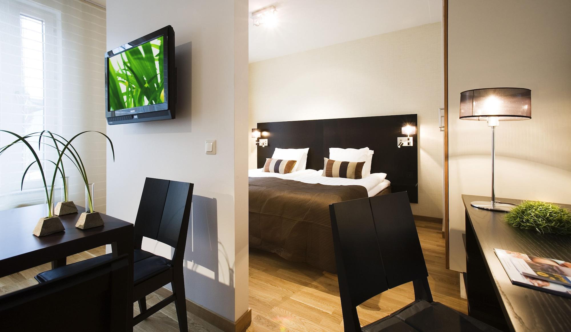 Hotell Western Time 4*